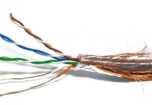 綜合布線中什麽時候要用屏蔽網線？屏蔽網線跟非屏蔽網線哪裏不一樣