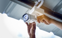 安裝監控攝像頭，具體的安裝步驟是什麽？